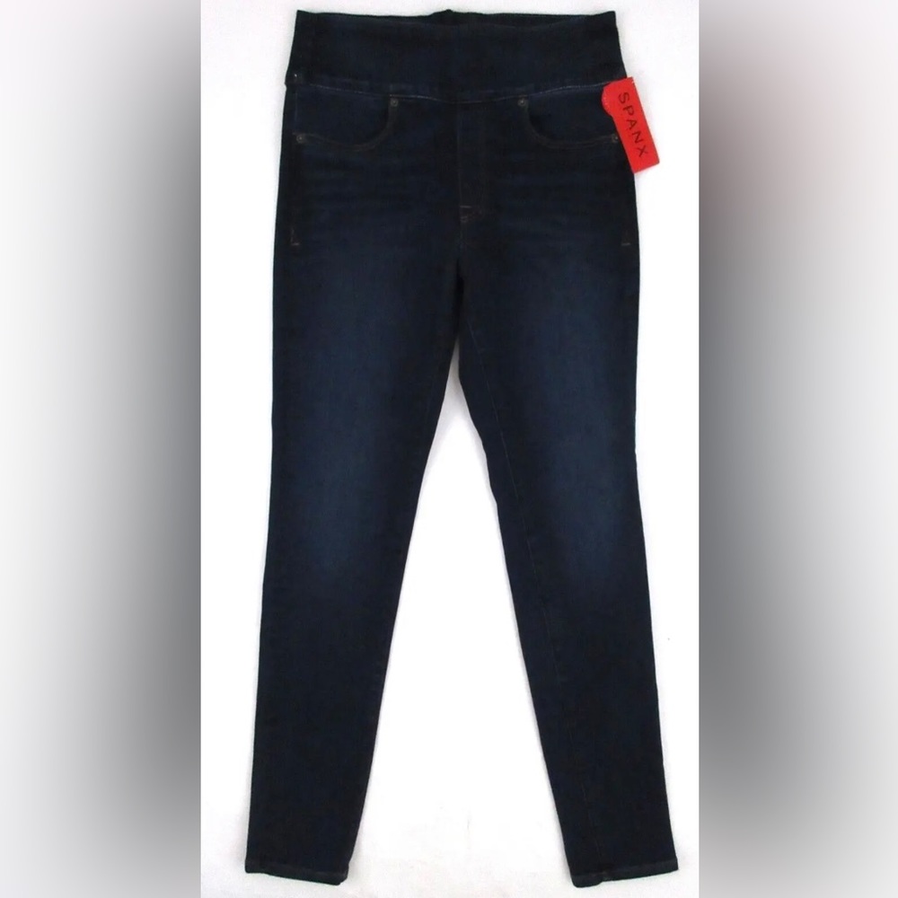 NWT SPANX Signature Waist Skinny Jeans. Size 28.